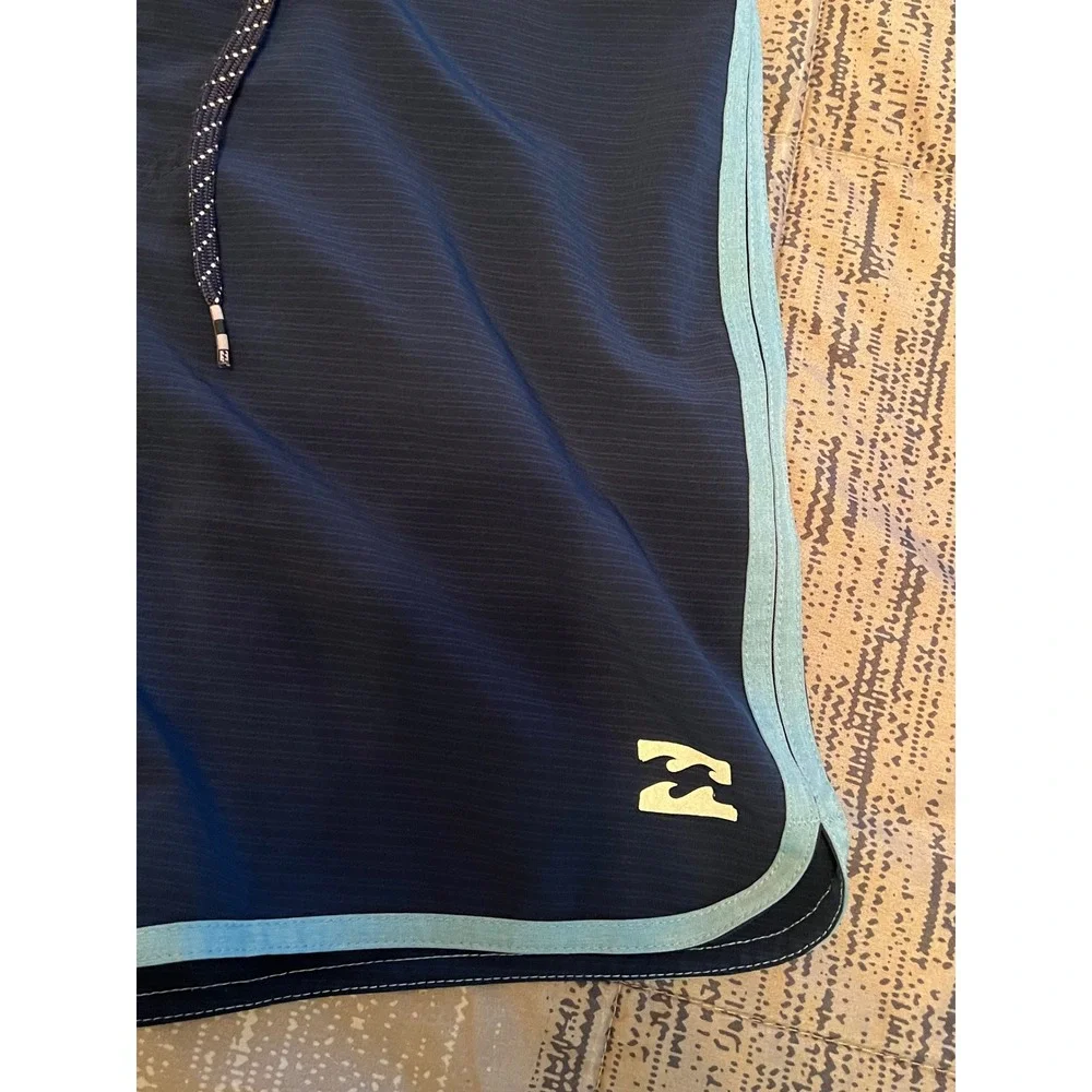 Billabong Platinum X 73 Board Shorts Men's 28 Navy Blue Stretch Surf Swim